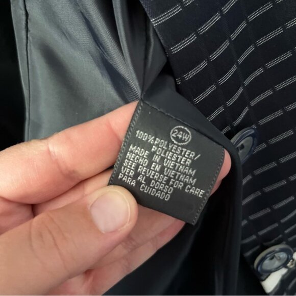 Navy Blue & White Patterned Skirt Suit with Ruffle Bottom, Size 24W - Picture 12 of 14